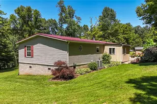 1788 Rosenbush Rd, Newport, OH 45768 - Photo 5
