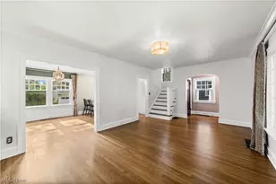 1281 Chase Ave, Oakwood, OH 44107 - Photo 9