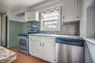 731 Redwood Dr, Canal Fulton, OH 44614 - Photo 9