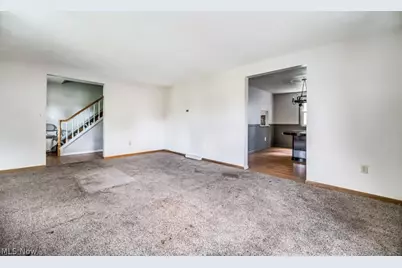 731 Redwood Drive, Canal Fulton, OH 44614 - Photo 5