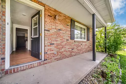 731 Redwood Drive, Canal Fulton, OH 44614 - Photo 3