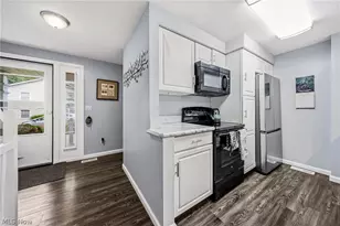 2920 Heatherwood Ct, Stow, OH 44224 - Photo 17