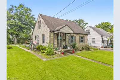 178 S Edgehill Avenue, Austintown, OH 44515 - Photo 1
