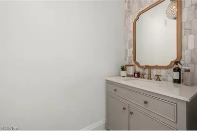 1225 Gladys Avenue, Oakwood, OH 44107 - Photo 29