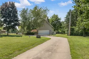 8241 Akron Canfield Rd, Canfield, OH 44406 - Photo 45