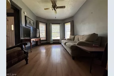 709 Fulton Road NW, Canton, OH 44703 - Photo 3