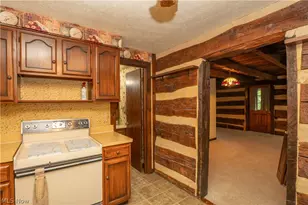2909 Sanitarium Rd, Akron, OH 44312 - Photo 9