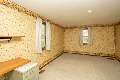 2909 Sanitarium Road, Akron, OH 44312 - Photo 13