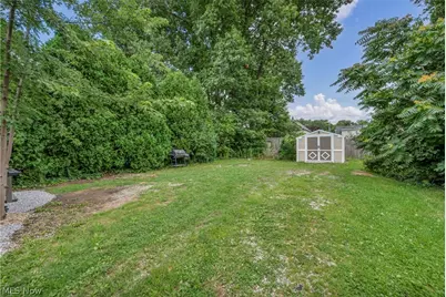 2103 13th Street SW, Akron, OH 44314 - Photo 37