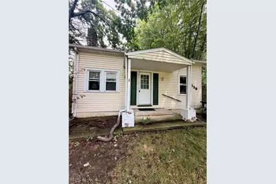 128 Lakeview Boulevard, Painesville Twp, OH 44077 - Photo 1