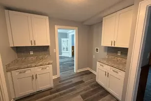 17901 Delavan Ave, Loveland, OH 44119 - Photo 9