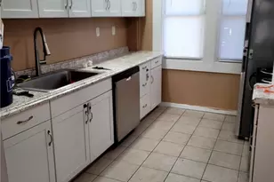 559 E Exchange E, Akron, OH 44306 - Photo 3