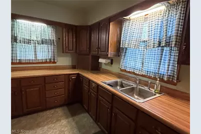1124 Williamson Avenue, New Matamoras, OH 45767 - Photo 7