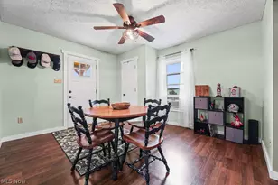 3857 Violand St, Louisville, OH 44641 - Photo 5