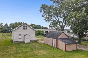 3857 Violand St, Louisville, OH 44641 - Photo 29