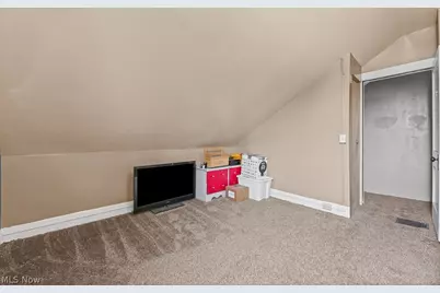 3857 Violand Street, Louisville, OH 44641 - Photo 25