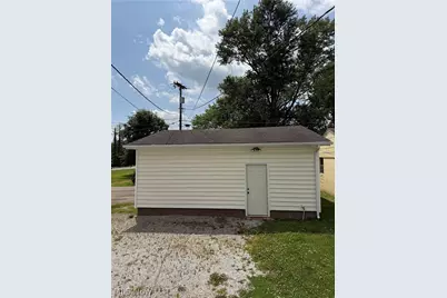 2411 Bell Street, Zanesville, OH 43701 - Photo 7