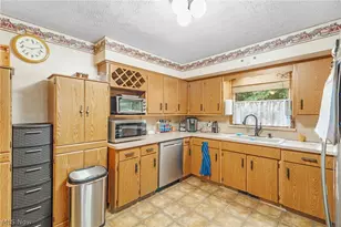 1213 George St SW, Canton, OH 44706 - Photo 9