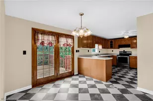 8608 Goddard Craft Ln, Cambridge, OH 43725 - Photo 17