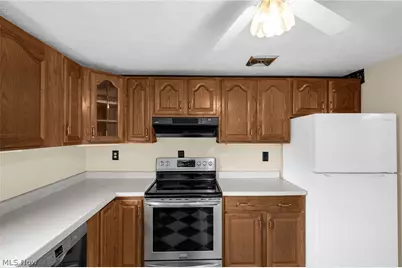 8608 Goddard Craft Lane, Cambridge, OH 43725 - Photo 11