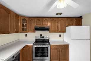 8608 Goddard Craft Ln, Cambridge, OH 43725 - Photo 11
