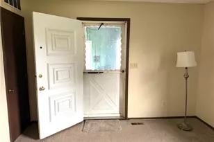 1514 Clairmont Ave, Cambridge, OH 43725 - Photo 7