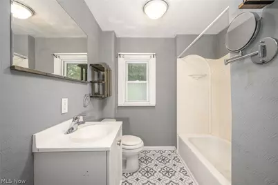 324 Eastland Avenue, Akron, OH 44305 - Photo 21