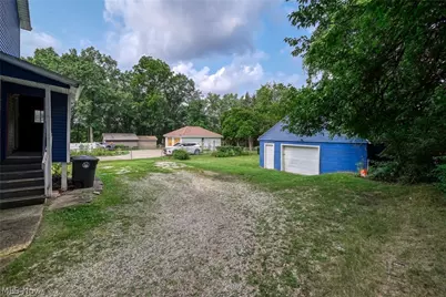 324 Eastland Avenue, Akron, OH 44305 - Photo 33