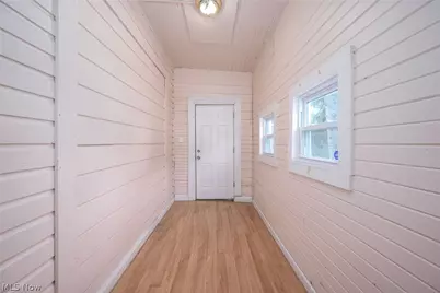 324 Eastland Avenue, Akron, OH 44305 - Photo 3