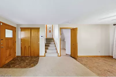 1812 Skyline Drive, Lorain, OH 44053 - Photo 3