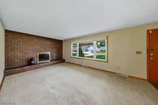 1812 Skyline Dr, Lorain, OH 44053 - Photo 5