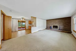 1812 Skyline Dr, Lorain, OH 44053 - Photo 7