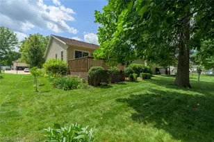 1048 Susan Rd, Ravenna, OH 44266 - Photo 7