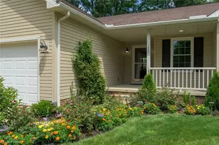1048 Susan Rd, Ravenna, OH 44266 - Photo 15