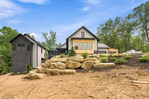 2324 Hard Rock Wy, Hinckley, OH 44233 - Photo 3