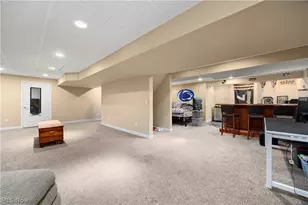 9267 Victoria Ln, North Ridgeville, OH 44039 - Photo 37