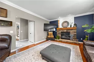 9267 Victoria Ln, North Ridgeville, OH 44039 - Photo 5