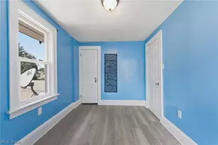 392 Oxford Ave, Akron, OH 44310 - Photo 29