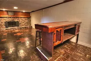 33901 Eddy Rd, Willoughby Hills, OH 44094 - Photo 25