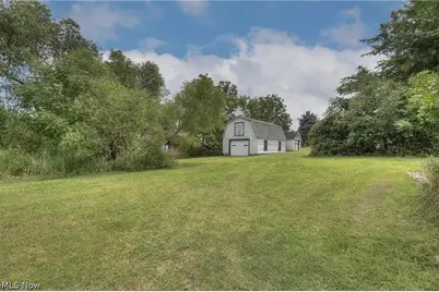 33901 Eddy Road, Willoughby Hills, OH 44094 - Photo 5