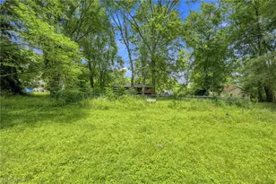 712 Renninger Rd, New Franklin, OH 44319 - Photo 29