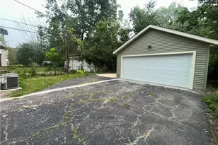 12816 Forest Ave, Loveland, OH 44120 - Photo 25