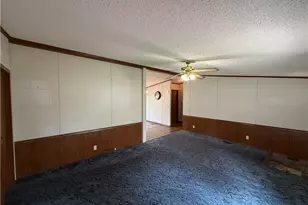 316 Cherie Ave, Richmond, OH 43944 - Photo 5
