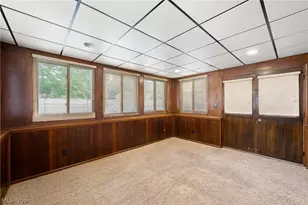 1827 Brockton Dr, Austintown, OH 44511 - Photo 13