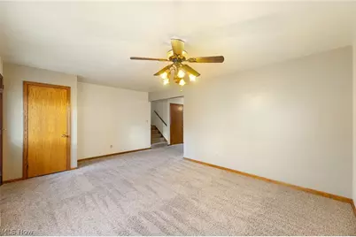 1827 Brockton Drive, Austintown, OH 44511 - Photo 11
