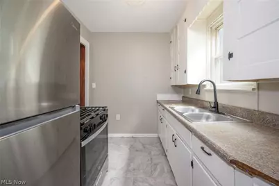 489 Marview Avenue, Akron, OH 44310 - Photo 13