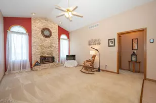 831 Auburn Hills Dr, Boardman, OH 44512 - Photo 7