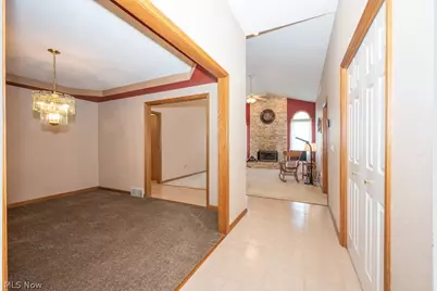 831 Auburn Hills Dr. #A, Boardman, OH 44512 - Photo 3
