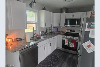 3933 Sylvia Lane, Youngstown, OH 44511 - Photo 3