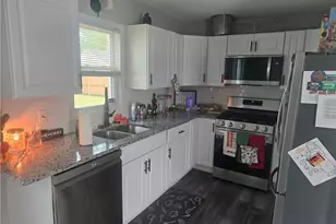 3933 Sylvia Ln, Youngstown, OH 44511 - Photo 3